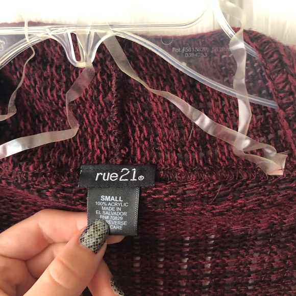 Rue 21 long sleeveless cardigan! - Picture 3 of 3